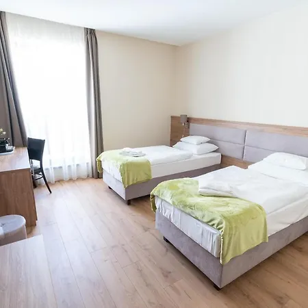 D50 4* Budapest