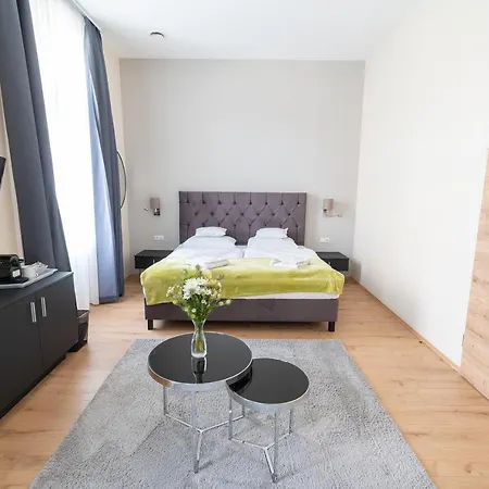 D50 Szálloda 4*