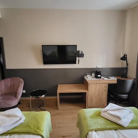 Hotel D50 4*