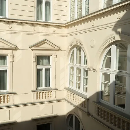 Hotel D50 4*