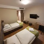 D50 Hotel