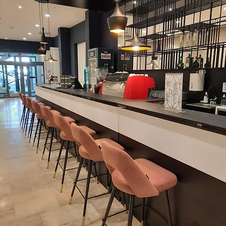D50 Hotel 4*